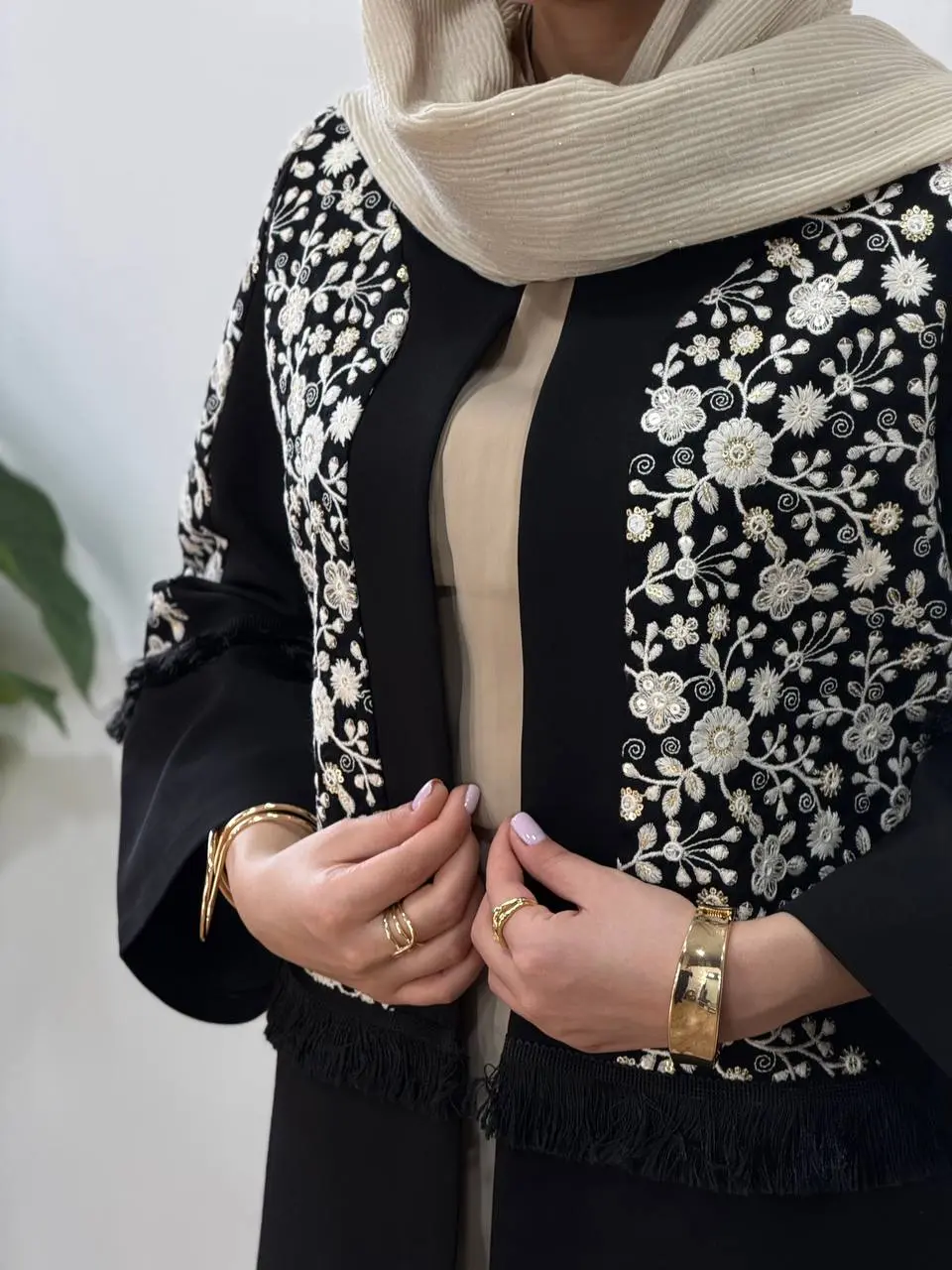 مانتو مجلسی سوزندوزی آیسو سولینا